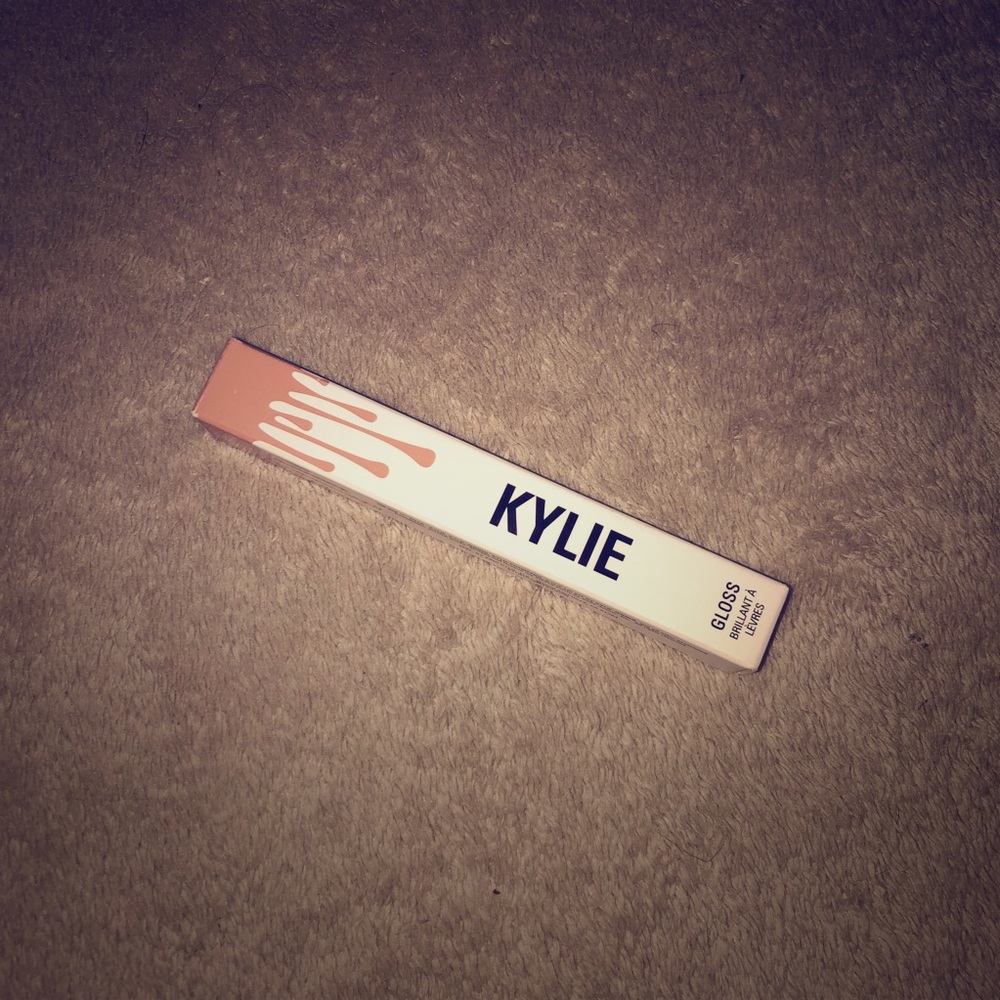 SO CUTE Kylie Jenner Lip Gloss